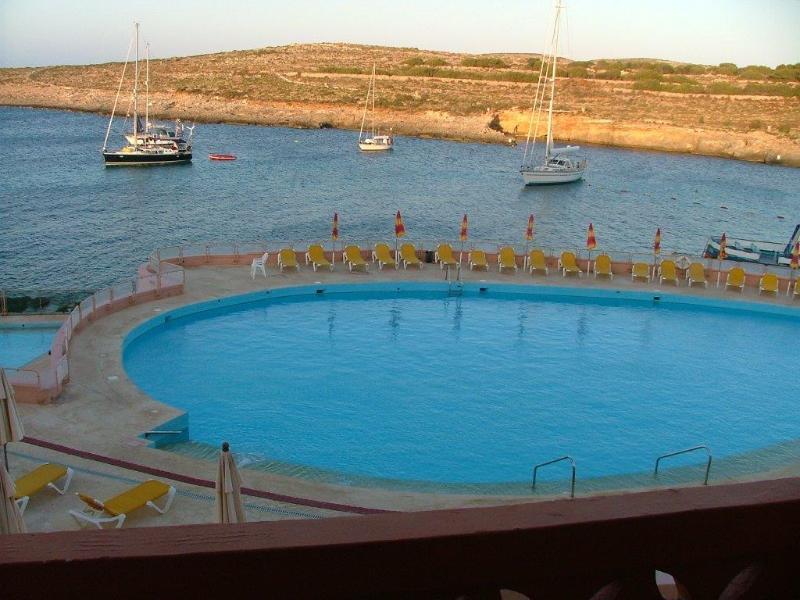 Comino Hotel Eksteriør bilde