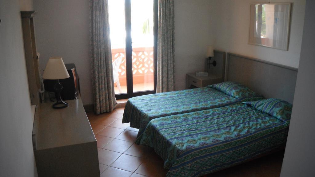 Comino Hotel Eksteriør bilde