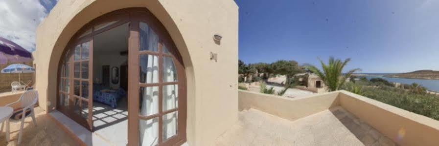 Comino Hotel Eksteriør bilde